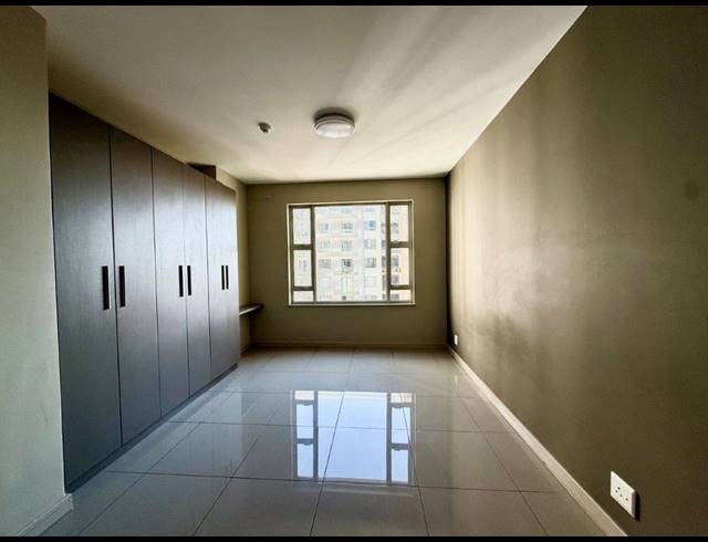 2 BEDROOM APARTMENT TO LET IN ROSEBANK